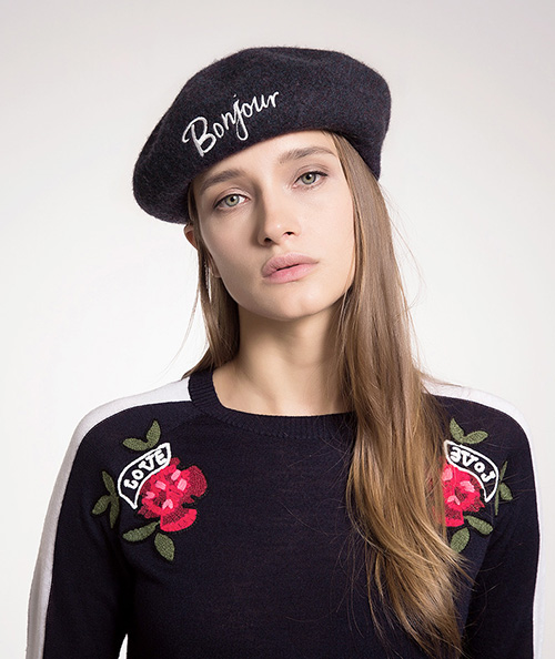 秋冬最適合戴帽子的發(fā)型不只土馬尾 秋冬最適合戴帽子的發(fā)型不只土馬尾