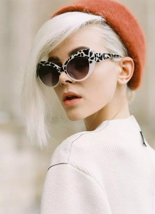 冬天帽子與發(fā)型怎么搭？保持不亂有絕招