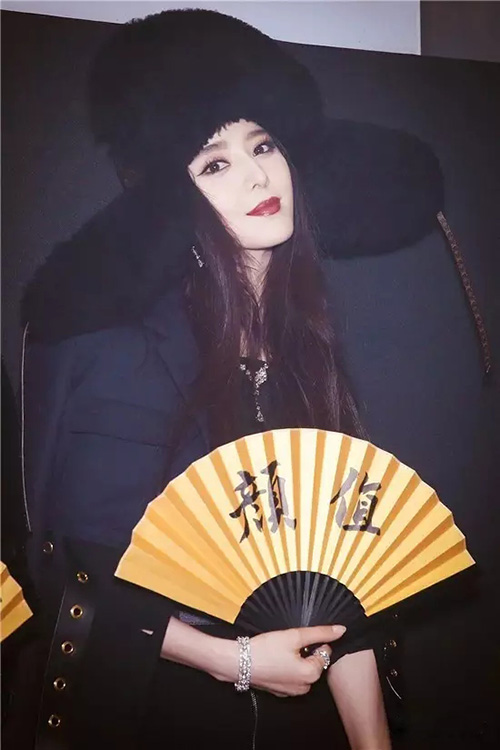 冬天帽子與發(fā)型怎么搭？保持不亂有絕招