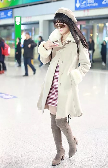 今冬時尚圈最紅單品貝雷帽,究竟你該搭什么發(fā)型? 今冬時尚圈最紅單品貝雷帽,究竟你該搭什么發(fā)型?