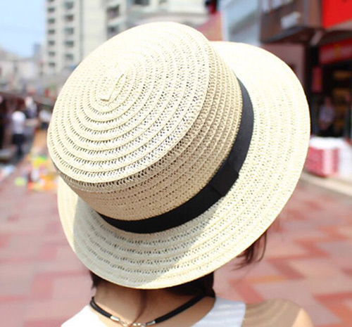 草帽要可愛點，挑選要認真點
